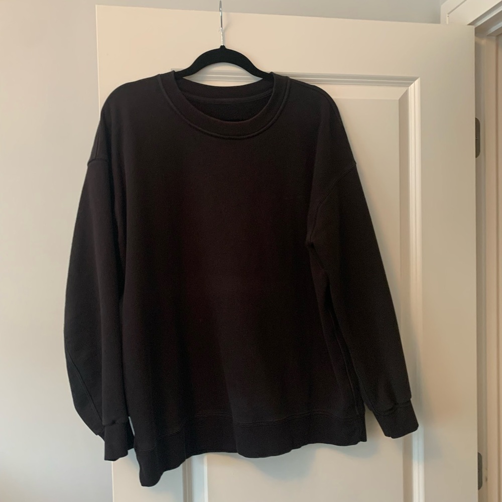 Perfectly Oversized Lululemon Crew Neck Sweatshirt!